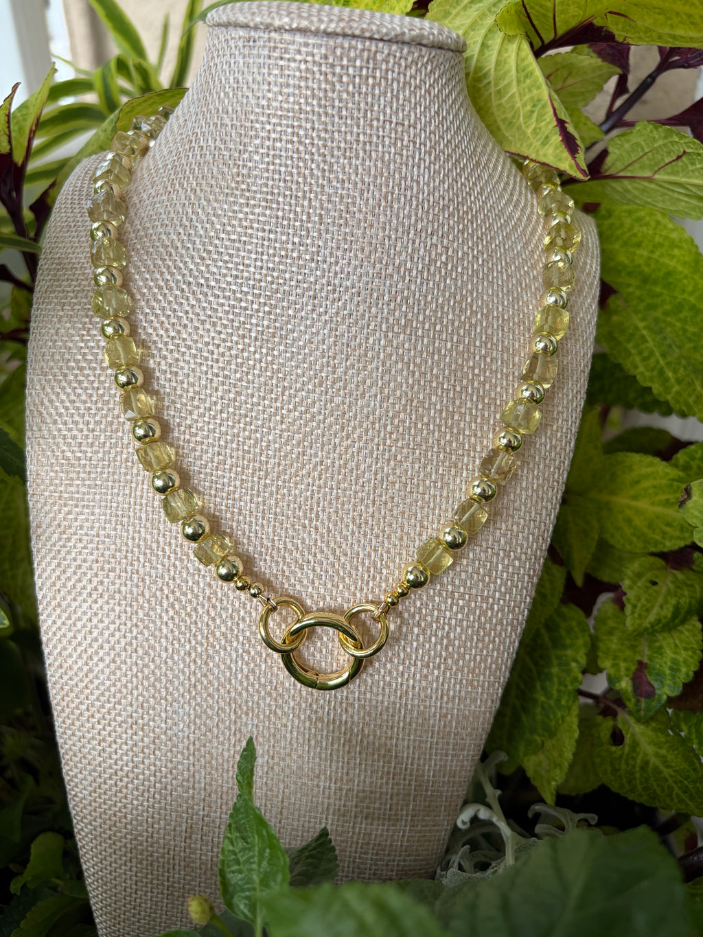 Yellow Quartz Faceted Cubes Beaded Necklace